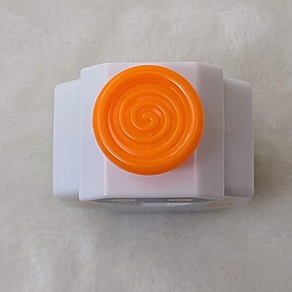 Wendy's Kids Meal Toy FidgetBots Spin-Bot Fidget Toy - Picture 7 of 8